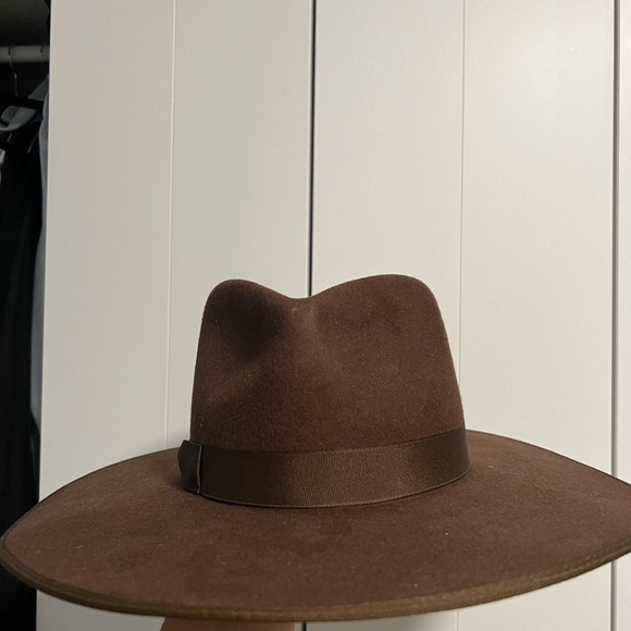 Lack of Color Fedora